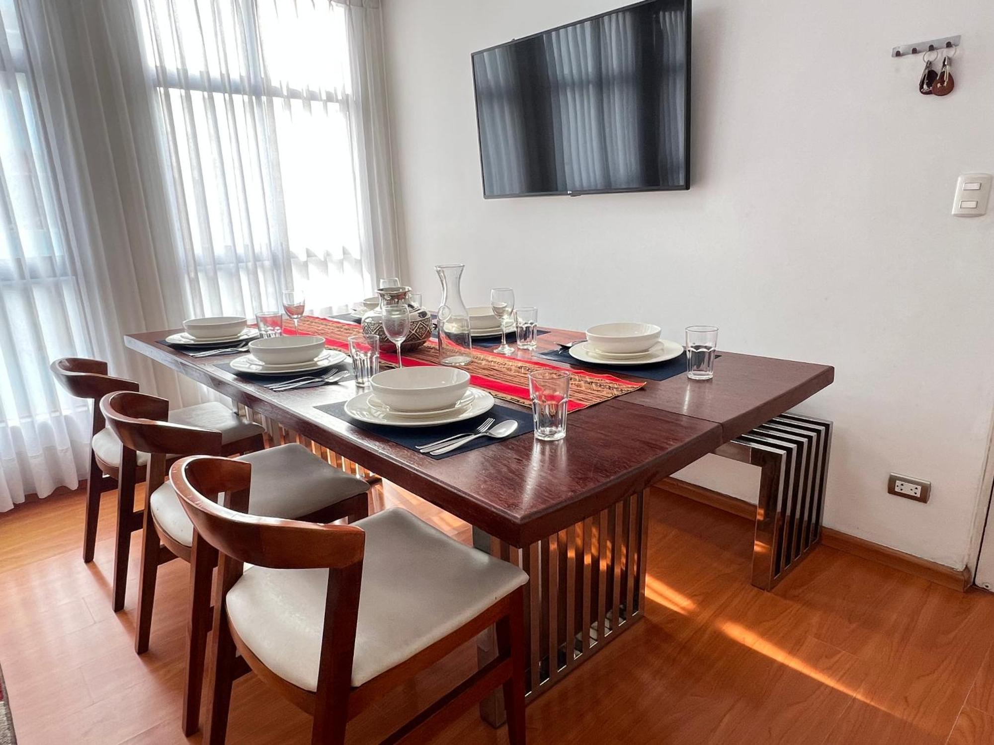 Downtown Lima Apt With May Promo Book & Save Big Extérieur photo