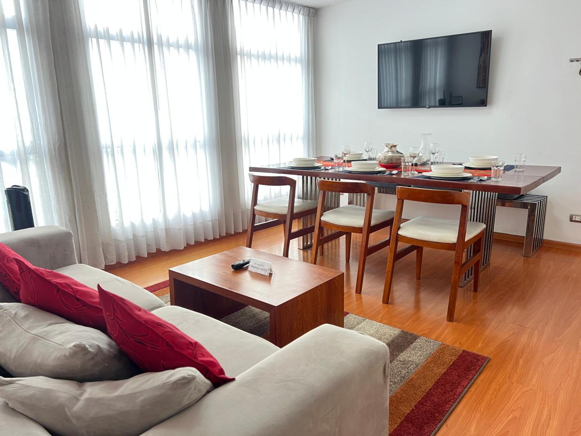 Downtown Lima Apt With May Promo Book & Save Big Extérieur photo