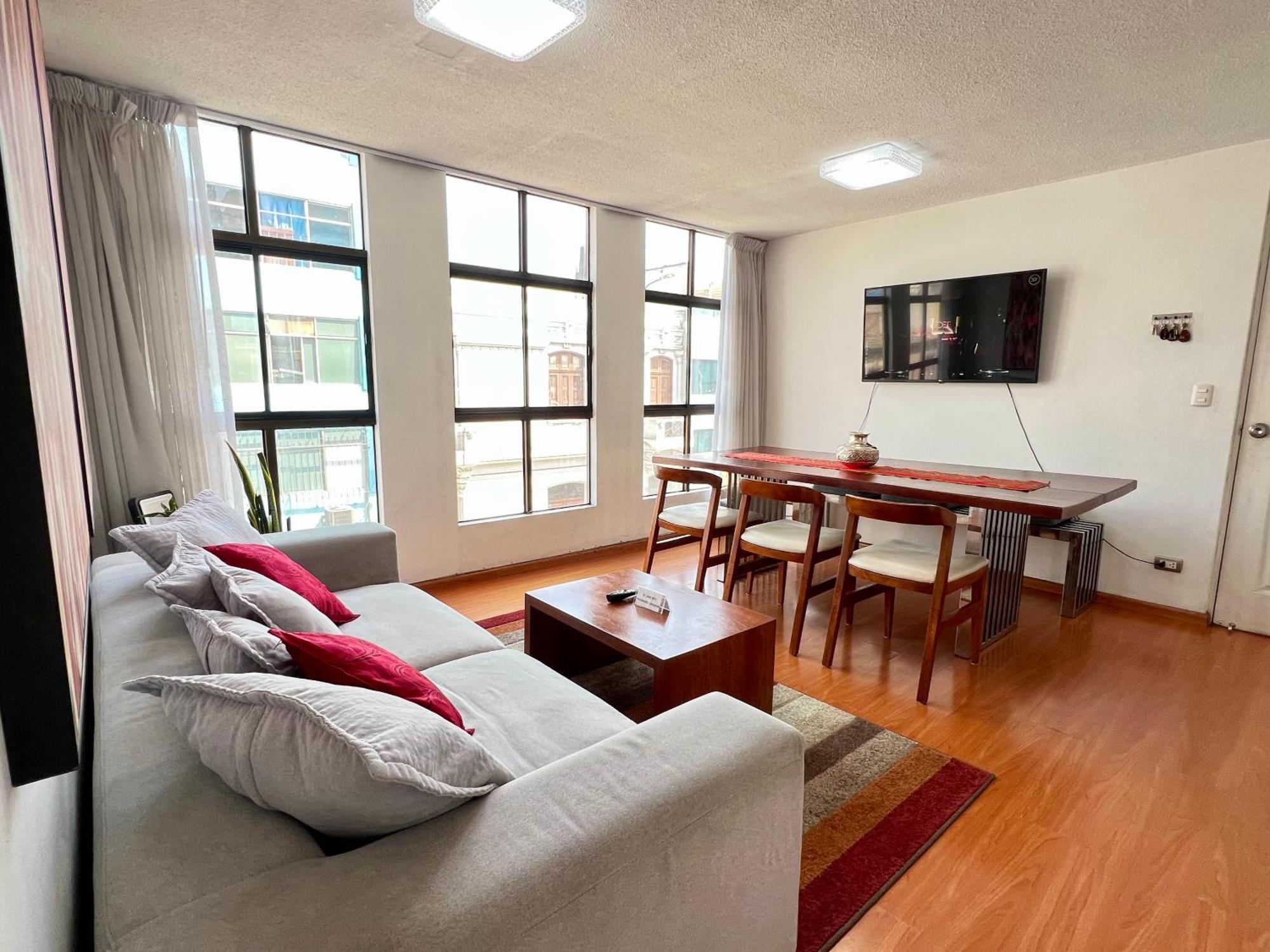 Downtown Lima Apt With May Promo Book & Save Big Extérieur photo